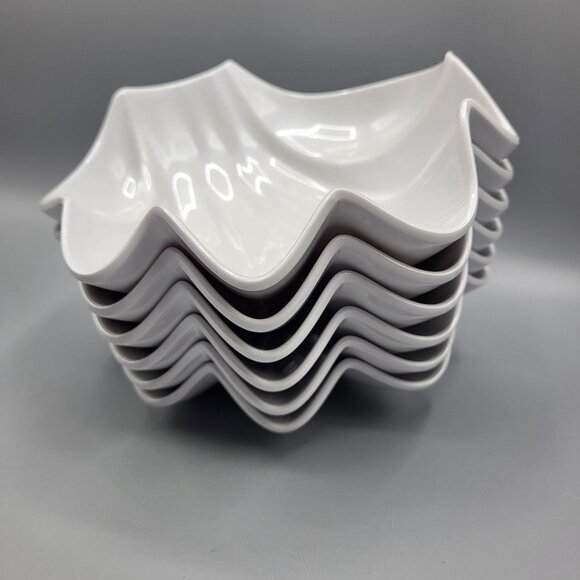 Clam Shell Shaped Serving Bowl with 6 Individual Bowls Melamine Pearl White - Picture 10 of 16